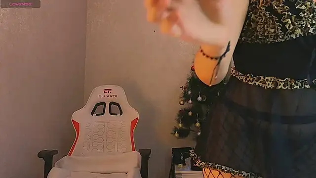 Demonic Angel  online show from January 10, 2026, 12:00 pm