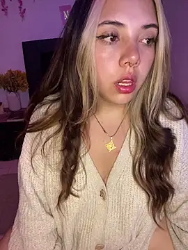  ivyginger online show from March 16, 2026, 3:47 am