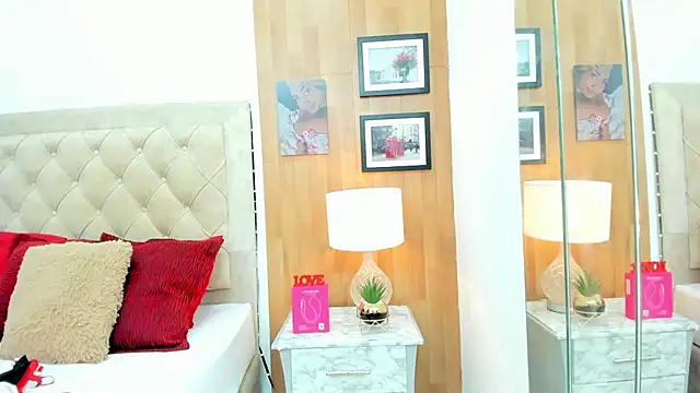 KimberlyBigBoobs online show from October 29, 2025, 10:20 pm