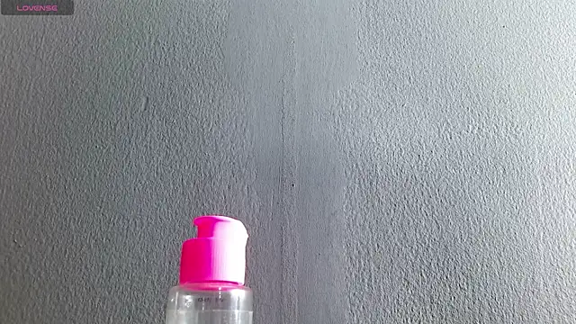 Violett 11 online show from March 14, 2025, 9:21 pm