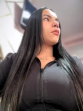 Naatalia online show from October 21, 2025, 9:36 pm