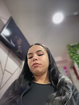 Naatalia online show from November 29, 2025, 10:32 pm