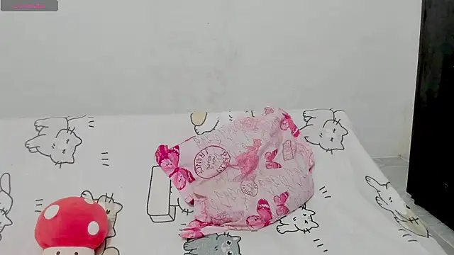 Naoko 7w7 online show from February 20, 2026, 1:02 am