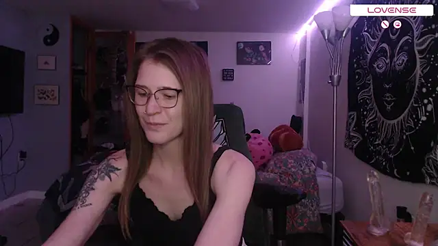 wetwildwhore online show from November 14, 2025, 9:07 pm