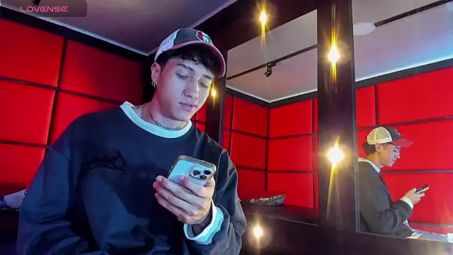 KaryBig3 online show from March 1, 2025, 10:13 am