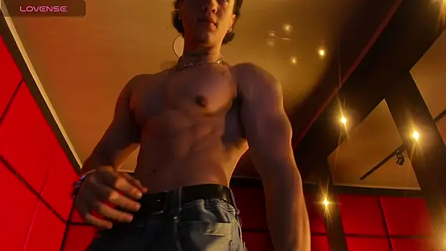 KaryBig3 online show from March 8, 2025, 4:23 am