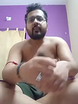 Snapshot of susthovai chatting on June 10, 2026, 1:34 pm susthovai online show from June 10, 2026, 1:34 pm