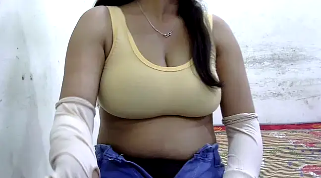 Snapshot of elgaseecat chatting on March 22, 2025, 10:28 am elgaseecat online show from March 22, 2025, 10:28 am