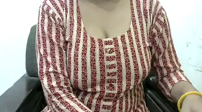 Snapshot of elgaseecat chatting on March 19, 2025, 9:06 am elgaseecat online show from March 19, 2025, 9:06 am