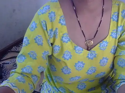 Snapshot of elgaseecat chatting on February 21, 2025, 4:51 am elgaseecat online show from February 21, 2025, 4:51 am