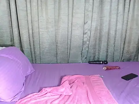 Snapshot of FunHotAssx97 chatting on February 28, 2025, 12:21 am FunHotAssx97 online show from February 28, 2025, 12:21 am