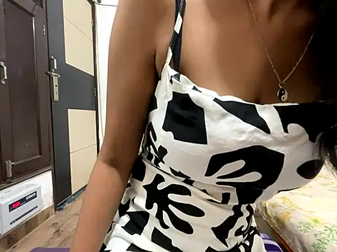 aliya bhatt online show from September 28, 2025, 2:35 pm