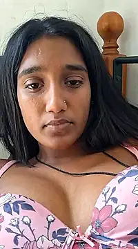 indianpink lips online show from March 12, 2025, 9:12 am