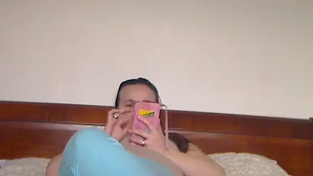 Snapshot of cpl9142 chatting on February 19, 2025, 2:11 pm cpl9142 online show from February 19, 2025, 2:11 pm