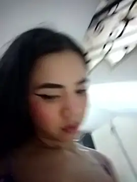 Natty roberts  online show from March 3, 2026, 11:23 pm