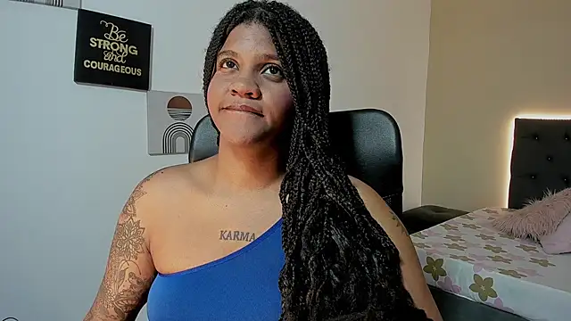 Snapshot of ZahraRose chatting on October 22, 2025, 8:30 pm ZahraRose online show from October 22, 2025, 8:30 pm