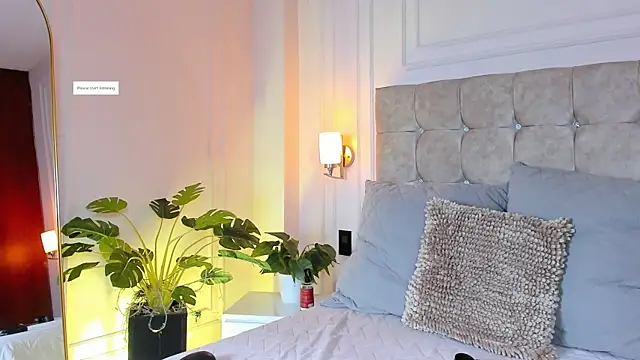 JasmineRoss 1 online show from March 19, 2026, 6:19 pm