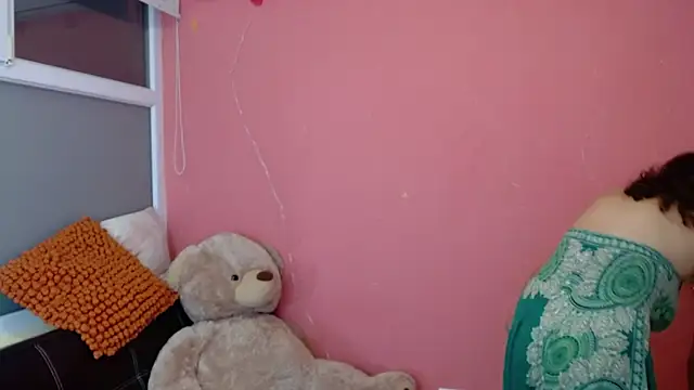 Snapshot of morahaze chatting on February 19, 2025, 1:08 am morahaze online show from February 19, 2025, 1:08 am