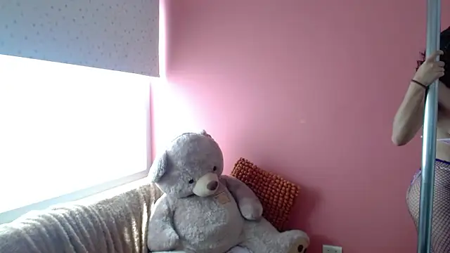 Snapshot of morahaze chatting on December 17, 2024, 2:55 pm morahaze online show from December 17, 2024, 2:55 pm