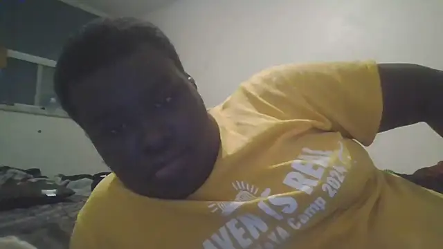 Akawsijunior21 online show from September 25, 2025, 2:39 am