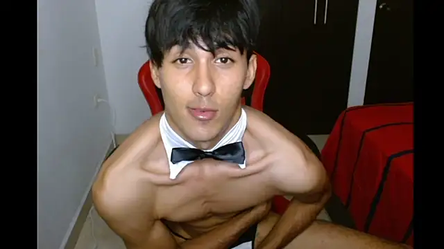 Snapshot of neithanzynxx chatting on March 14, 2025, 10:49 pm neithanzynxx online show from March 14, 2025, 10:49 pm