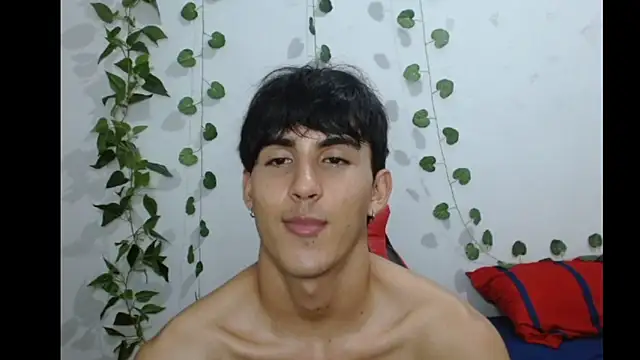Snapshot of neithanzynxx chatting on March 5, 2025, 10:43 pm neithanzynxx online show from March 5, 2025, 10:43 pm