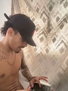 Polla21c online show from October 17, 2025, 7:15 pm