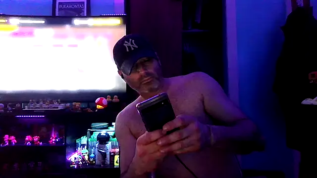 Novabear6996 online show from November 28, 2025, 12:05 pm