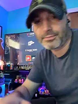 Novabear6996 online show from April 13, 2026, 7:07 pm