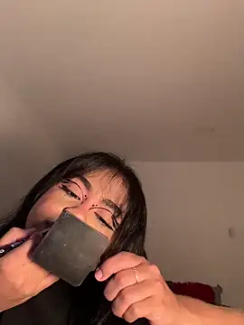 Snapshot of Dahiana_Giil chatting on January 6, 2026, 8:18 am Dahiana Giil online show from January 6, 2026, 8:18 am