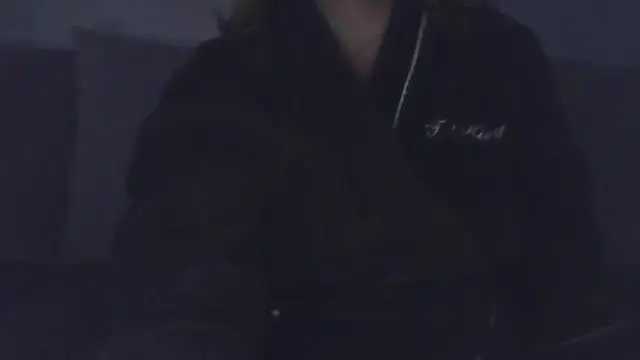 sizha6 online show from October 15, 2025, 8:39 pm