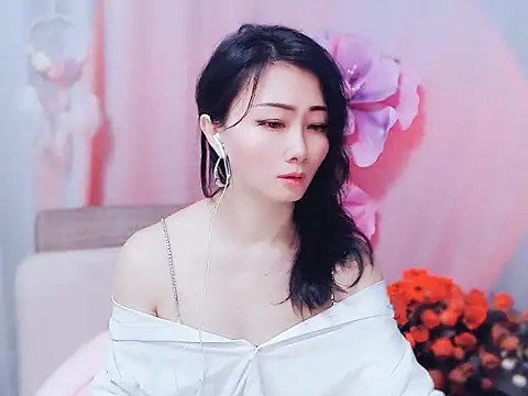 adelamiller online show from December 23, 2025, 1:49 am