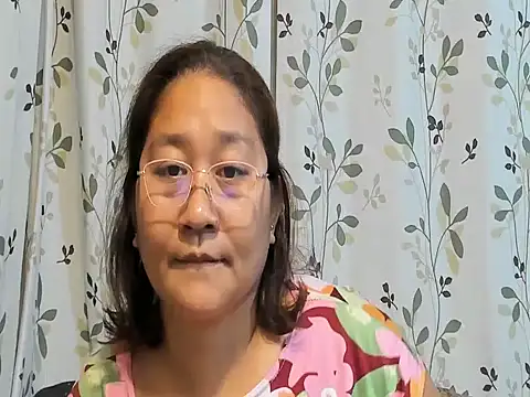 hotchubby88 online show from September 14, 2025, 11:21 am