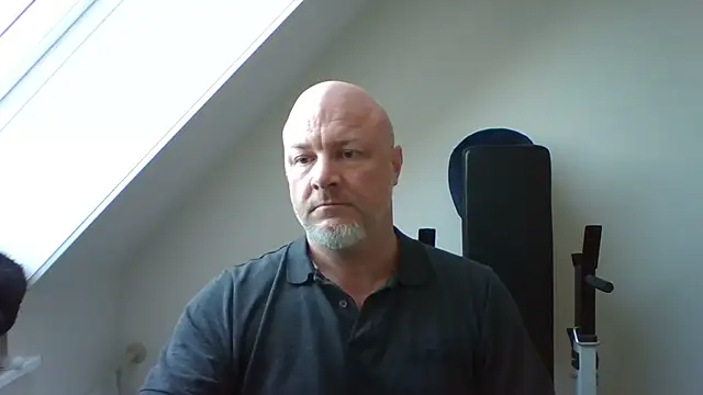 Lucifer29cm online show from October 20, 2025, 7:20 am