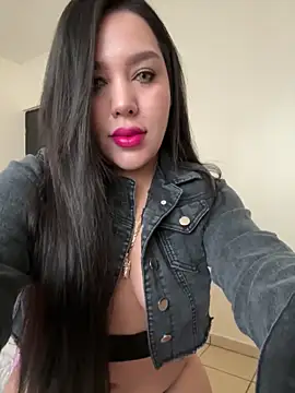 Snapshot of Annajdr chatting on February 27, 2025, 7:37 pm Annajdr online show from February 27, 2025, 7:37 pm