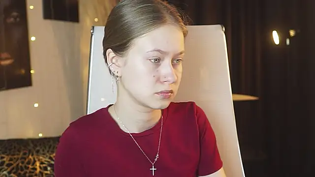 EveMundie online show from April 10, 2026, 7:15 am