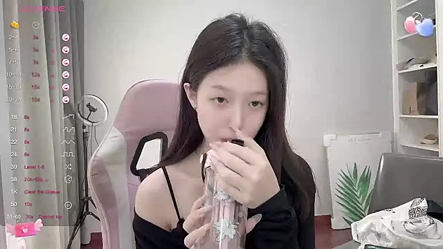 YaYa-521 online show from September 21, 2025, 1:38 pm