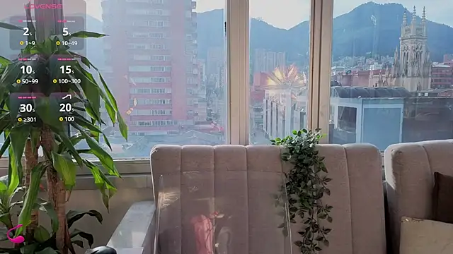 Ivanna West online show from October 6, 2025, 11:55 am