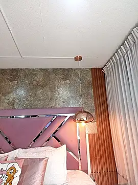 EmmaSulivan online show from January 7, 2026, 11:37 am