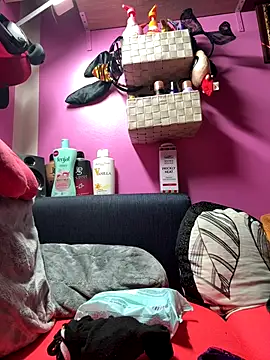 sexymelli18 online show from November 10, 2025, 6:13 pm