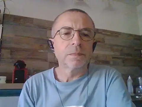 Xavspank2 online show from May 26, 2026, 7:39 am