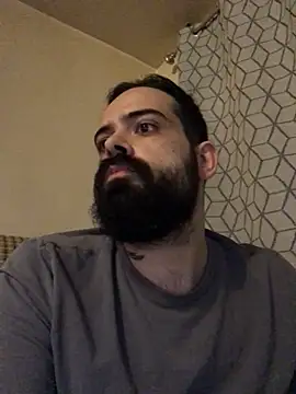 guccititi online show from March 30, 2026, 1:40 am