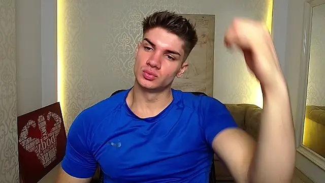 MaxKaiden online show from October 8, 2025, 11:12 am