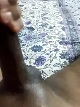 Snapshot of desi_pb02 chatting on January 15, 2026, 12:52 pm desi pb02 online show from January 15, 2026, 12:52 pm