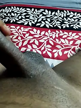 Snapshot of desi_pb02 chatting on December 18, 2025, 7:40 pm desi pb02 online show from December 18, 2025, 7:40 pm