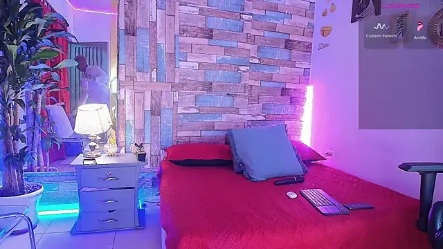 DashaSousaa online show from November 25, 2025, 3:45 pm