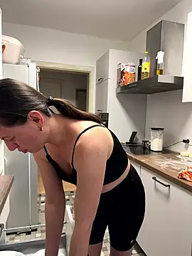 AvaFlowers6 online show from January 18, 2026, 10:40 am