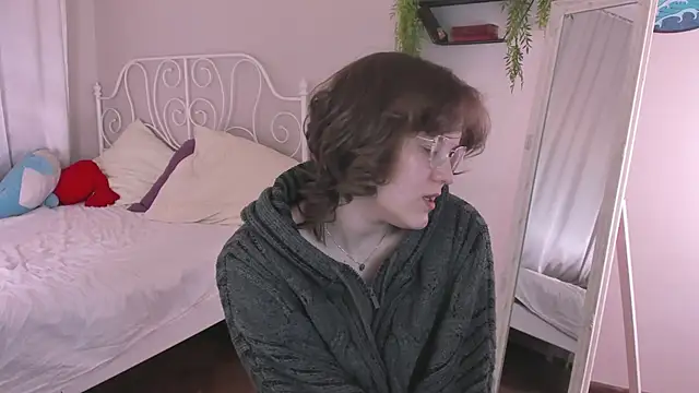 Snapshot of Rada_Woods chatting on March 22, 2025, 12:49 am Rada Woods online show from March 22, 2025, 12:49 am