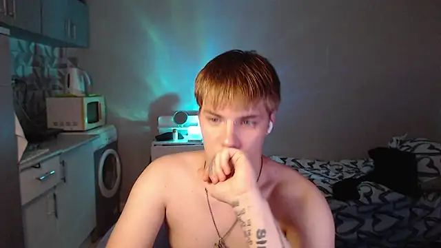 Snapshot of yourlildemon chatting on July 17, 2026, 9:34 pm yourlildemon online show from July 17, 2026, 9:34 pm