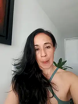 Coeur de luxure online show from October 30, 2025, 7:55 pm